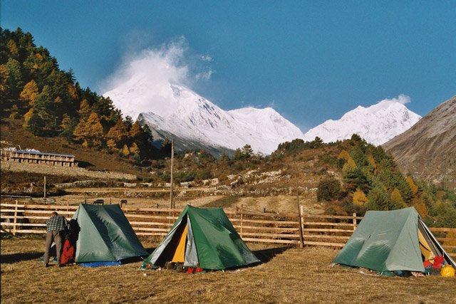 Manaslu Circuit Trek – 23 Days