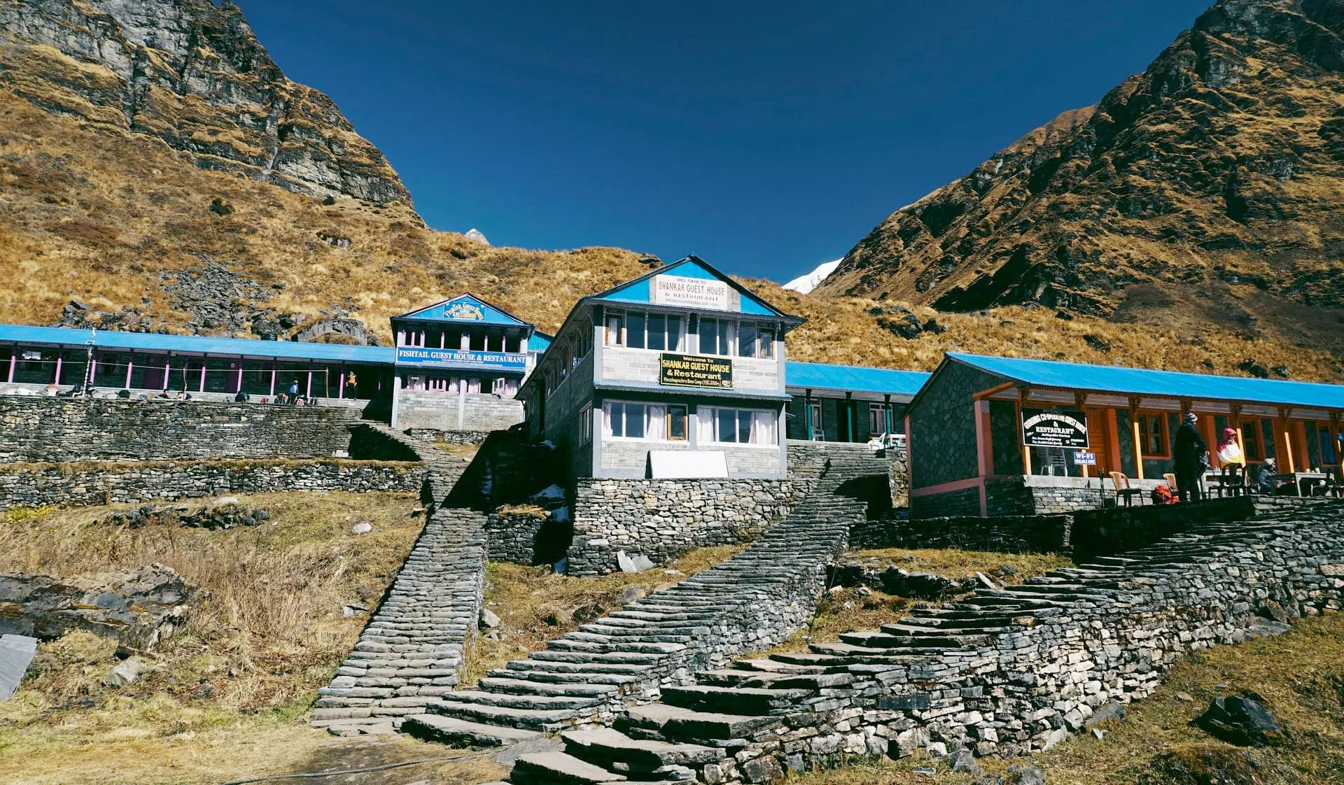 annapurna region trekking lodge tea house under the hill