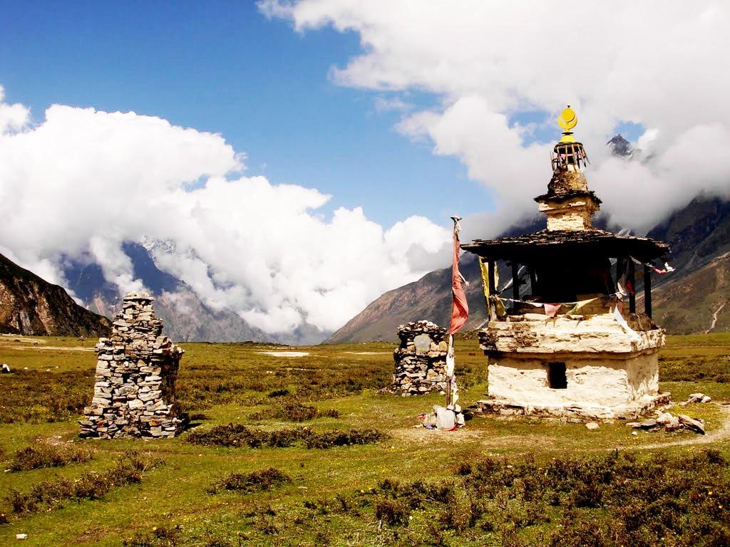 Manaslu Circuit Trek – 23 Days