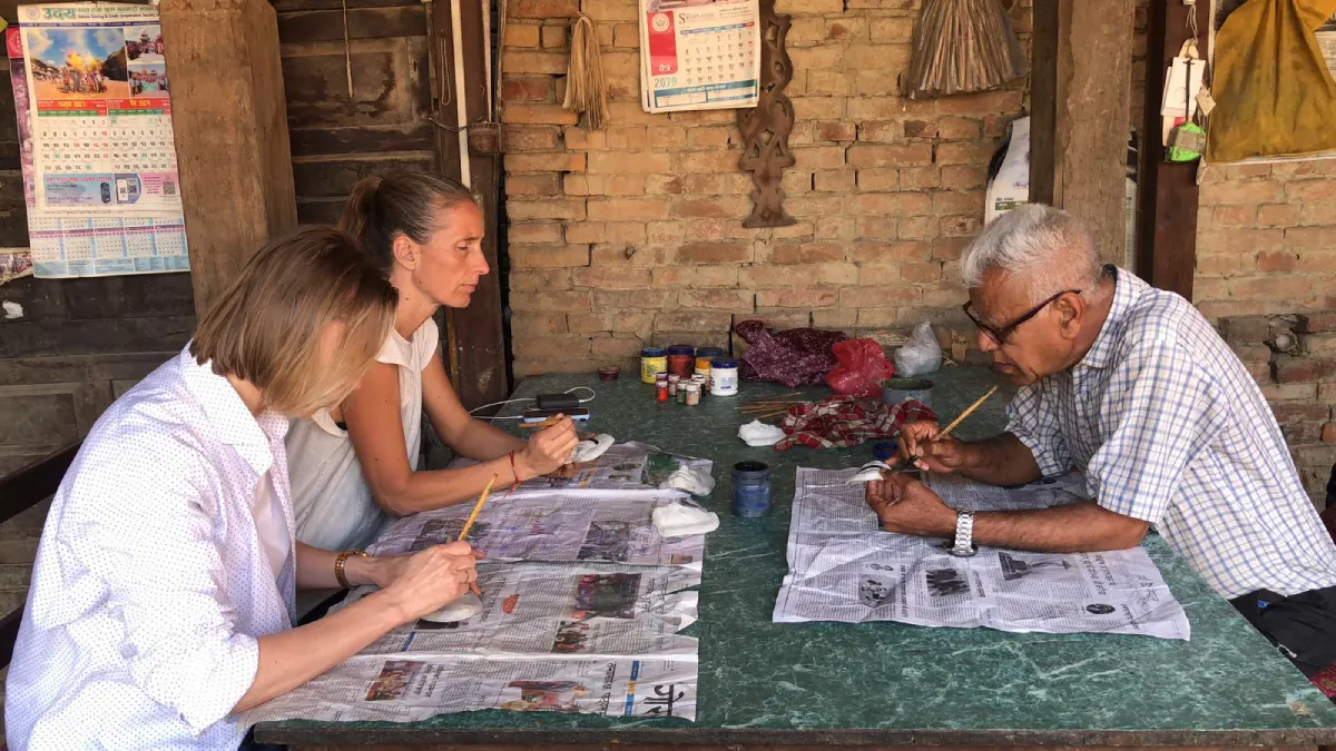 mask painting with expert at bhaktapur
